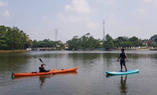 Tempat wisata di depok dan sekitarnya yg murah taman bunga wiladatika kampung 99 pepohonan taman pasir putih jawa barat sawangan hutan kota godong ijo daerah wilayah jabar dekat citayam alam edukasi kolam renang anak info nama lokasi pemancingan malam