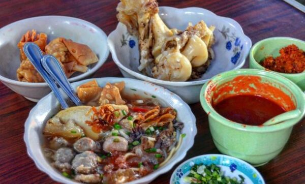 Bakso enak di surabaya paling jumbo yang timur barat utara 2021 24 jam malam hari pusat area alamat mie ayam dan buka selatan bakar beranak babi city east java indonesia cari daerah sby daftar terenak halal franchise gubeng ikan kota jawa jual tempat ketintang kenjeran dukuh kupang pacar keling kuliner kasar keju manukan menanggal murah makan ngagel perak yg kikil rungkut rekomendasi referensi terkenal tahu tetelan urat 7 wiyung warung malang 10