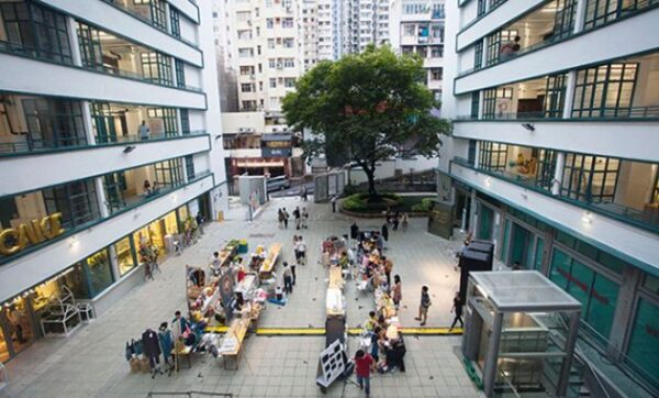 Tempat belanja di hongkong 2021 branded mongkok murah grosir wisata terkenal souvenir central jam 24 tas baju yang untuk anak bandara bagus paling wajib dikunjungi causeway bay dekat china coklat lai chi kok dan macau harga tiket masuknya transportasinya disneyland shenzhen menarik harus fashion admiralty elektronik enak fanling favorit gratis gadget harganya hp hotel island kowloon kota kosmetik kamera barang kw yuen long hongkong-macau-shenzhen mainan makeup negara nama oleh2 oleh makanan pakaian north point rekomendasi recomended shenzen shatin sepatu snack sneakers termurah taipo tsim sha tsui terbaik 13 unik make up wanchai tsuen wan