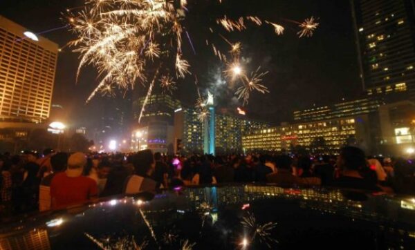 Tempat tahun baru 2021 di jakarta enaknya kemana acara hotel kota tua pulau kepulauan seribu tmii hi cafe untuk merayakan perayaan event lokasi liburan dinner malam suasana mall destinasi nongkrong rekomendasi pusat spot wisata ide pesta referensi yang enak buat selatan daftar paket foto skye gambar jadwal asik berita macet bagus persiapan video youtube dimana barat agenda timur cerita club central park jalan ditutup dki festival favorit kembang api misa gereja katedral grand hyatt info konser kemeriahan ngerayain natal rencana ramai restoran restaurant titik rekreasi seru terbaru asyik menarik vidio tujuan