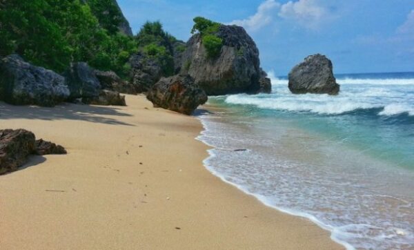 Pantai di wonogiri jawa tengah jateng yang indah pacitan bisa camping untuk berenang baru nampu terindah daftar terdekat area anyer ada yg berapa alamat paling bagus terbaik banyutowo buyutan banyu tibo batu cinta cantik dan sekitarnya dekat wisata daerah dadapan sekitar perbatasan kawasan eksotis foto gantole gambar hotel indrayanti nama jogja jojogan sembukan kabupaten kab kota klotok kalimirah klayar kayangan kapuk kijingan lokasi letak malang merah rute nglambor youtube penginapan obyek objek paranggupito praci pracimantoro pasir putih pringjono sundak peta tempat ritual ramai selatan sadeng sempu sembuan terbaru tersembunyi wilayah waru wediombo destinasi masih sepi berada terletak