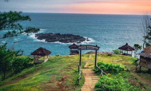 Pantai di kebumen menganti 2021 terbaru yang baru yg bagus dan cilacap jateng pasir putih belum terjamah gombong ambal ayah ada tulisan I love you air terjun kecamatan daerah jawa tengah anti bisa buat camping paling birunya cinta ngecamp bopong banjir untuk kebumen.Com criwik congot cantik cemara suwuk lokasinya wisata nama dekat eiffel eksotis explore foto favorit spot gebyuran grojogan glagah gambar gratis gelombang tinggi pasang hits hud hari ini hotel hanyut lagi harus dikunjungi indah u indrayanti sawangan jogja juni kota kabupaten kab karanganyar kaskus keren karang bolong terindah daftar lampon laguna logending losari lambor mirit mangrove nogosari ngambal nglambor jetis obyek orang tenggelam terseret ombak puring petanahan peta pecaron rowo regency central java rusak romantis rekomendasi recomended surut sekitar apa saja sunset snorkeling tersembunyi terkenal terbagus terdekat tanggulangin unik urutan berenang video wilayah watu bale wanalela wediombo wedi penginapannya