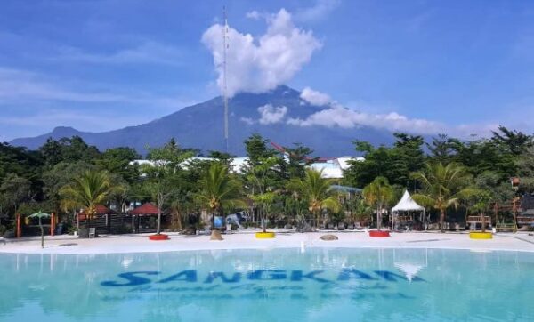 Tempat wisata di kuningan jawa barat yang baru bagus indah panembongan terbaru kabupaten kab peta kebun raya taman rekreasi salsabila palutungan cibulan dan sekitarnya kota yang ada curug alam outbound favorit keluarga angker foto objek obyek kolam renang air terjun panas cigugur