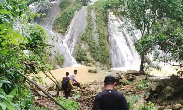 Air terjun di tuban jawa timur jatim montong nglirip baru bongok wisata kota nama lokasi alamat yang ada yg gambar tempat indah daftar bangkok banyu langsih langse bangilan lembah daerah pantai dan foto gajahan grabagan kabupaten kerek krawak 62361 kecamatan coban sewu lumajang memakan korban rondo malang selain regency indonesia ngilir watu ondo parengan pelangi pengantin prataan wukirharjo penemuan rengel rais singgahan semanding sekitar sanggrahan sendang tambakboyo tundo talun terindah tersembunyi terbaru wilayah berada