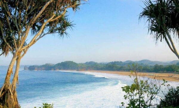 Pantai ngantep malang selatan angker jawa timur indonesia rute ke letak peta foto gambar mitos lokasi jalur penginapan wisata surfing bantur 2021 sejarah misteri harga tiket masuk ngudel ngandol jalan menuju alamat akses google map denah religi