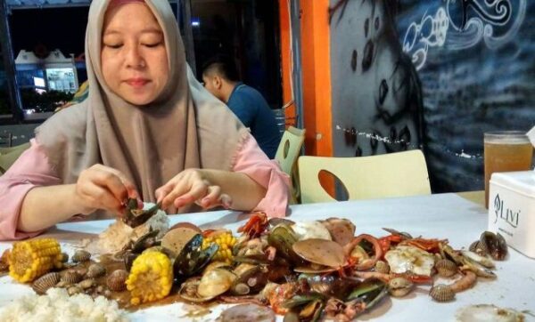 Tempat makan di margonda restoran depok yang enak dan murah daerah rumah sederhana ss mall bagus city 24 jam residence makanan ada citra es krim favorit hits instagramable keluarga lobster laksana meriah padang sekitar seafood sepanjang sekitaran steak sambel setan terkenal kedai tikar