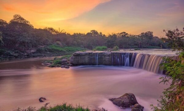 tempat pacaran di bekasi