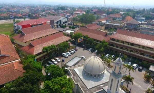 Universitas di garut univ dan jurusannya yang ada kelas karyawan kesehatan keperawatan terbuka akreditasi daftar farmasi fakultas ekonomi ipi jurusan kampus muhammadiyah negeri atau swasta padjadjaran siliwangi terbaik selatan hukum kedokteran bagus apa saja apoteker alamat biaya nama daerah perguruan tinggi hampor intan islam jawa barat jumlah mi musaddadiyah profesi pgsd sabili teknik elektro uniga whois